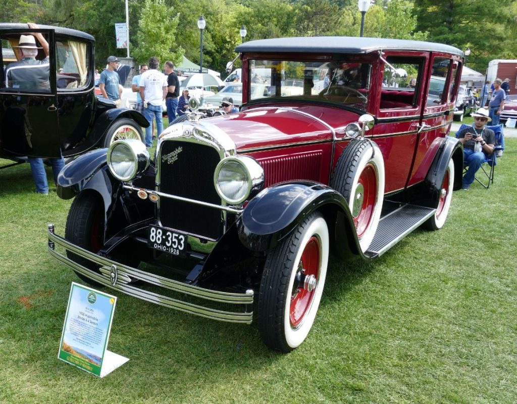 1928 Huppmobile E4 Sedan